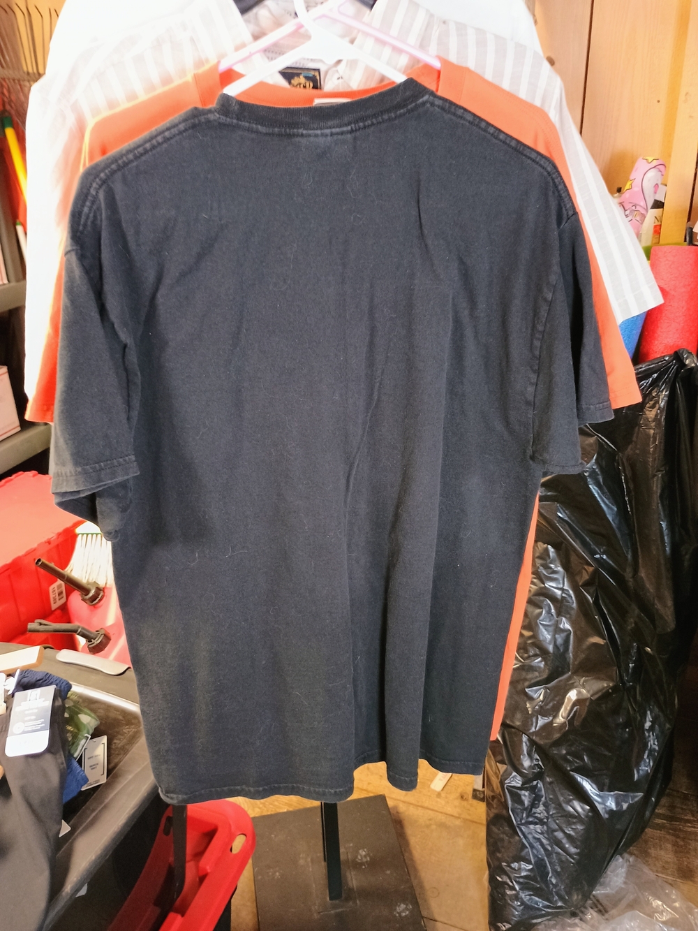 Hanes Black Iron Maiden 'The Number of the Beast' Graphic Tee Bin 22 - Picture 3 of 4